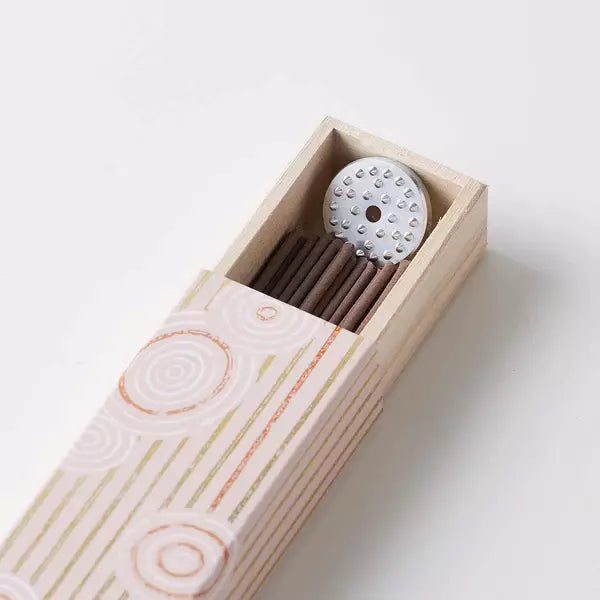 Kosaido 乳香長香棒木盒裝 40 克拉