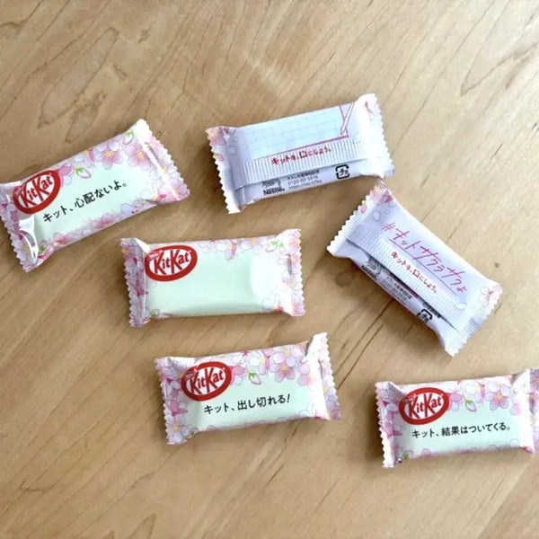 雀巢 Kit Kat 櫻花櫻花口味 KitKat 9 條(3 條裝)