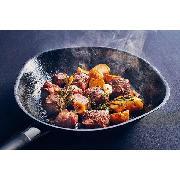 Sori Yanagi 鐵煎鍋岩漿盤附不銹鋼蓋 25 厘米