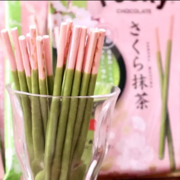 Pocky 櫻花抹茶巧克力薄餅乾棒 8 克拉(3 件裝)