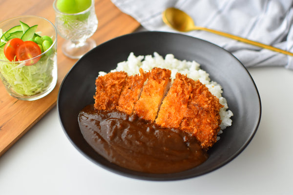 How to Make Tonkatsu Curry (Japanese Pork Cutlet Curry Recipe)