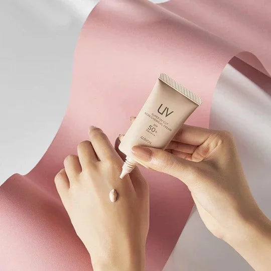 Albion 超級防紫外線礦物防曬霜和化妝底霜 SPF50+ 40 克