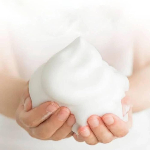 Dove 高級保濕護理泡沫身體柔軟光滑肌膚 470 克