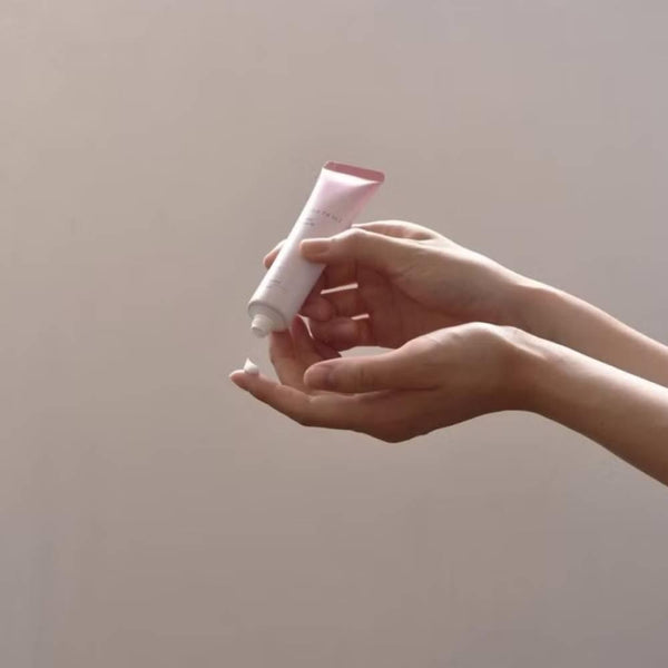 Hana To Mi 護手霜白卡甜花薰衣草 x 玫瑰 40 克