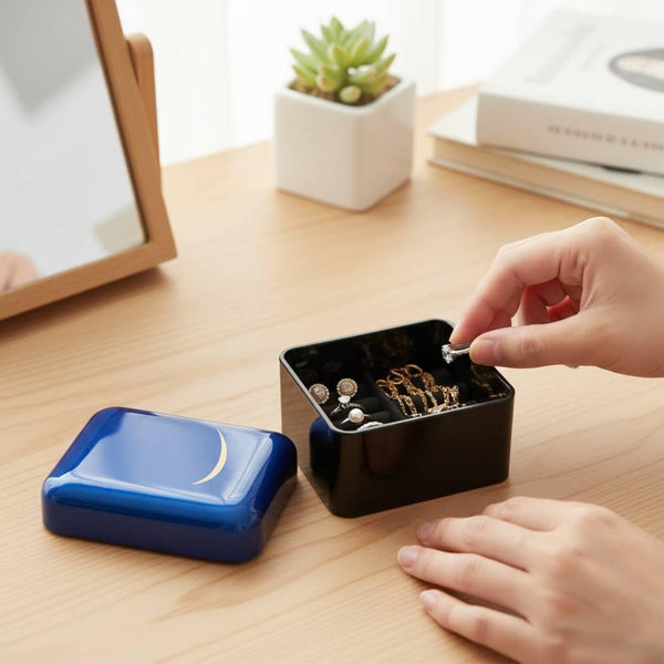 靛藍色漆小盒仙台新月設計