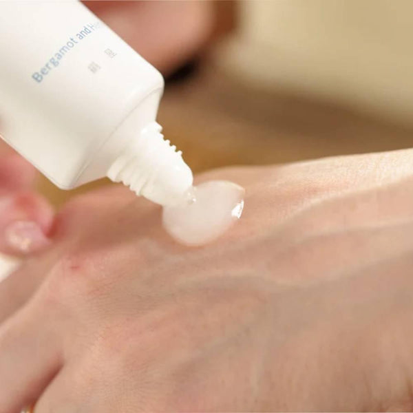 Kinuya 絲綢護手霜佛手柑和香草精油 50 克