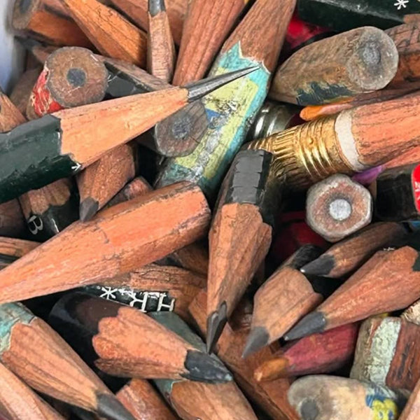 Kitaboshi 雙削筆刀，適用於普通鉛筆和粗鉛筆