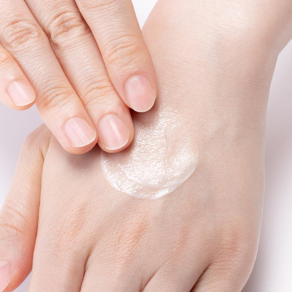 Kosé Coenrich Q10 Extra Guard 護手霜（適合乾裂手部）80g