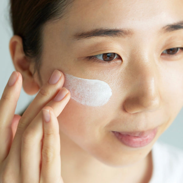 Naturaglacé 肌膚平衡底妝 SPF31 25 毫升