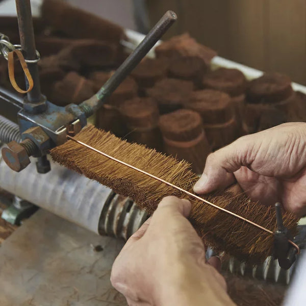 Umezawa 手工窄 Tawashi 環保棕櫚纖維磨砂刷